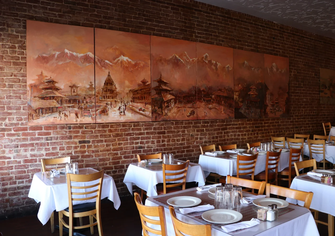 Aangan Restaurant & Bar in Albany, CA (2)