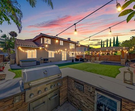 Loren Sanchez Realtor in Chula Vista, CA (6)