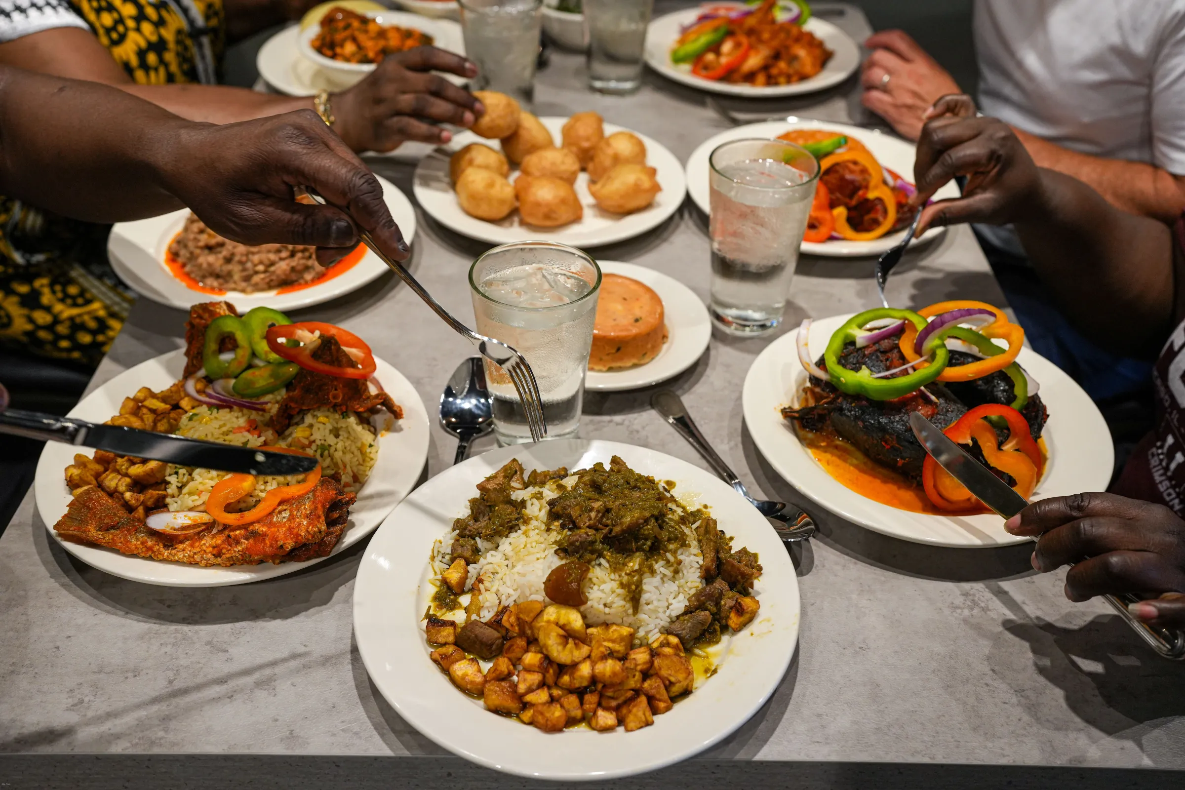 Tropical Finger Licking Restaurant in Richardson, TX (4)