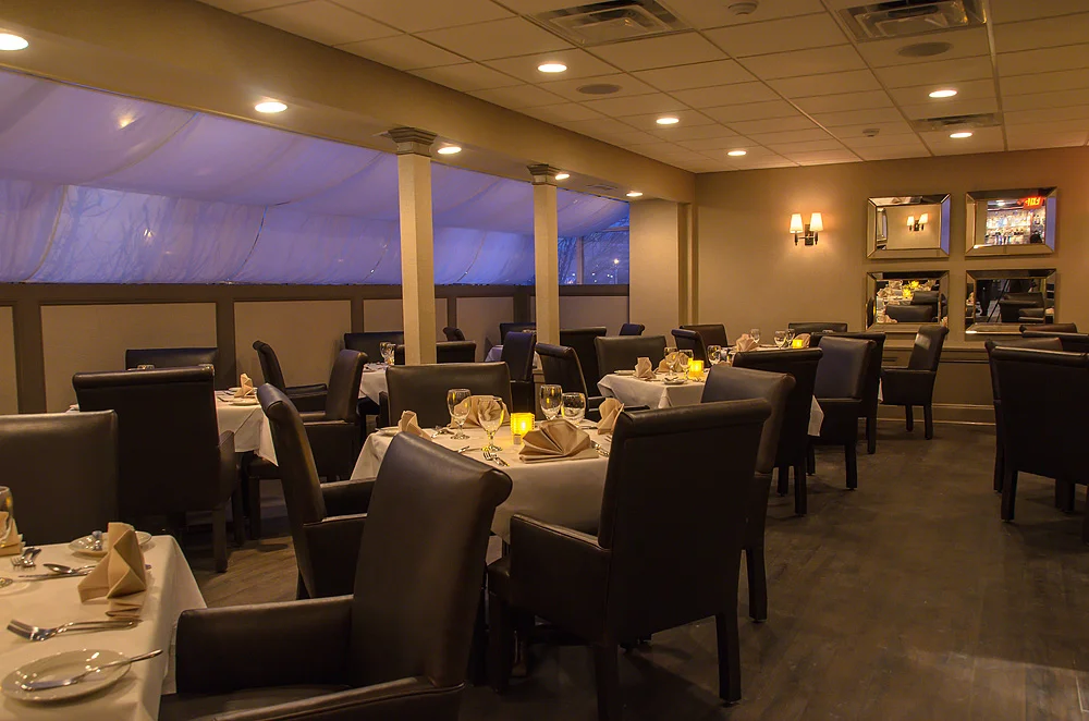 Bareli's Restaurant and Bar in Secaucus, NJ (6)