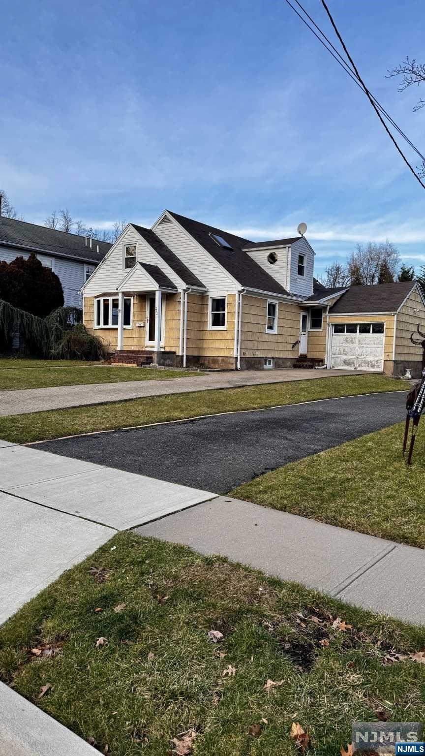 Lana Henriques, Realtor in Paramus, NJ (3)