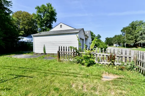 Karen Kelly, Real Estate Broker- Compass Indiana in Indianapolis, IN