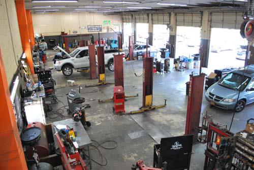 Roger's Auto Repair in Plantation, FL