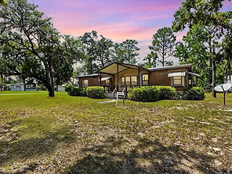 Gabrielle Davis Homes in Steinhatchee, FL (5)