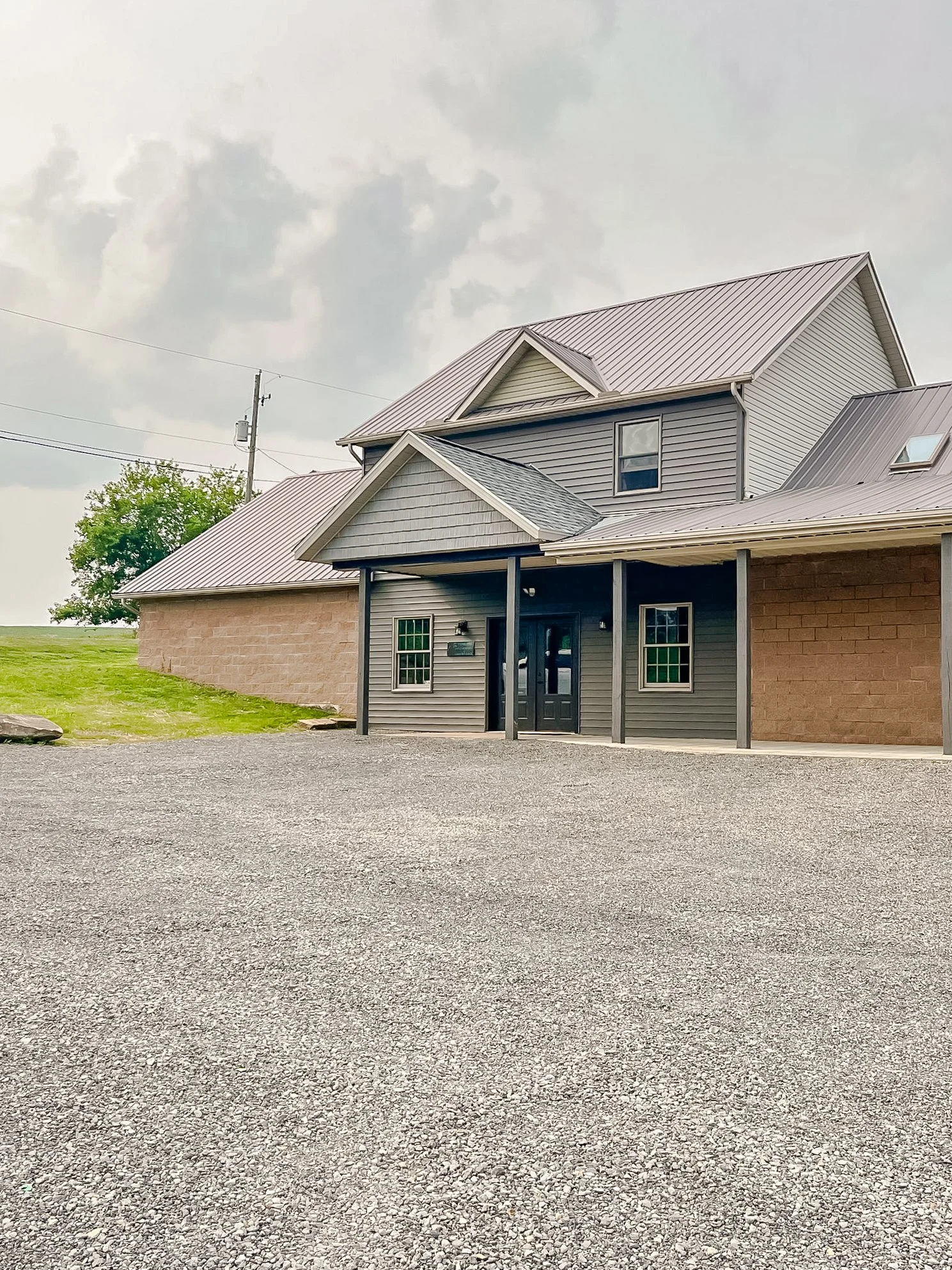 B. Radiant Wellness & Medspa in Coshocton, OH (3)