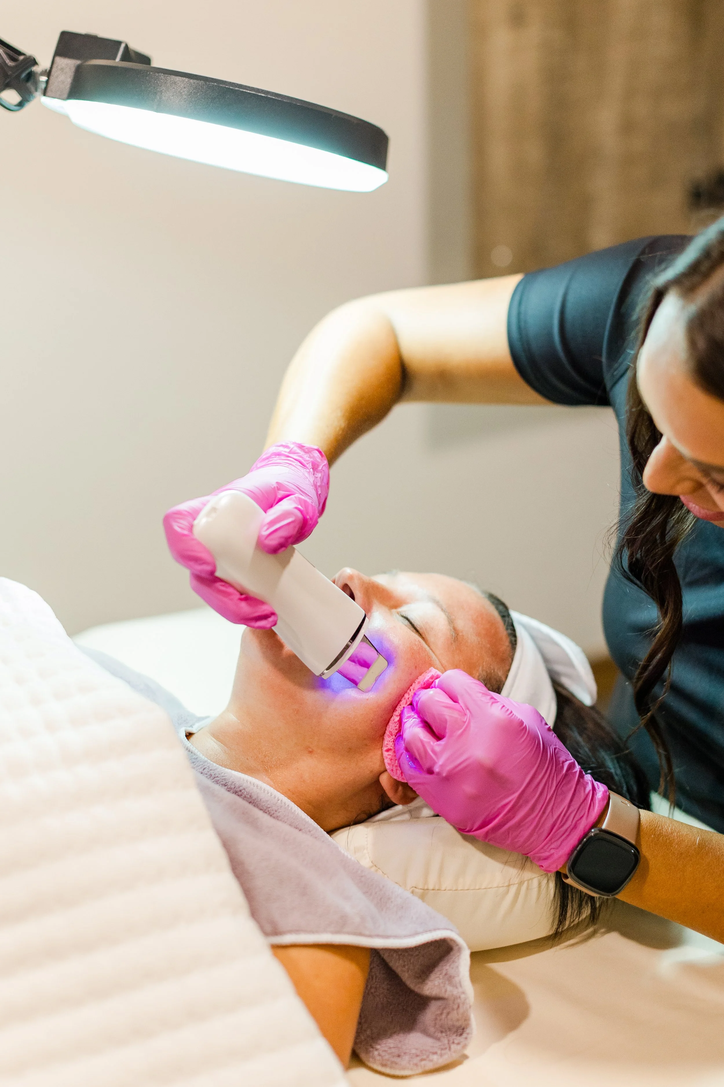 B. Radiant Wellness & Medspa in Coshocton, OH (4)