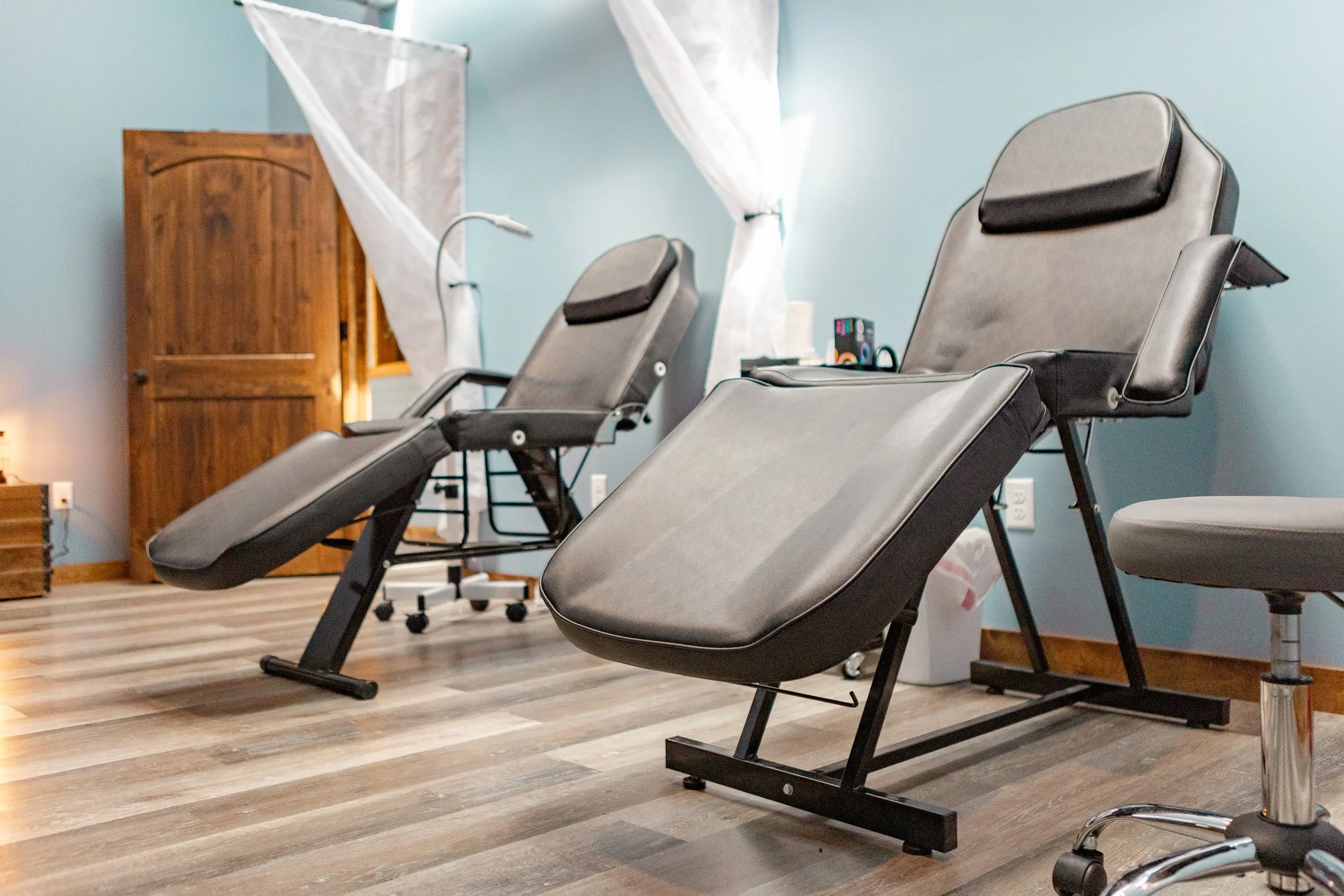 B. Radiant Wellness & Medspa in Coshocton, OH (6)