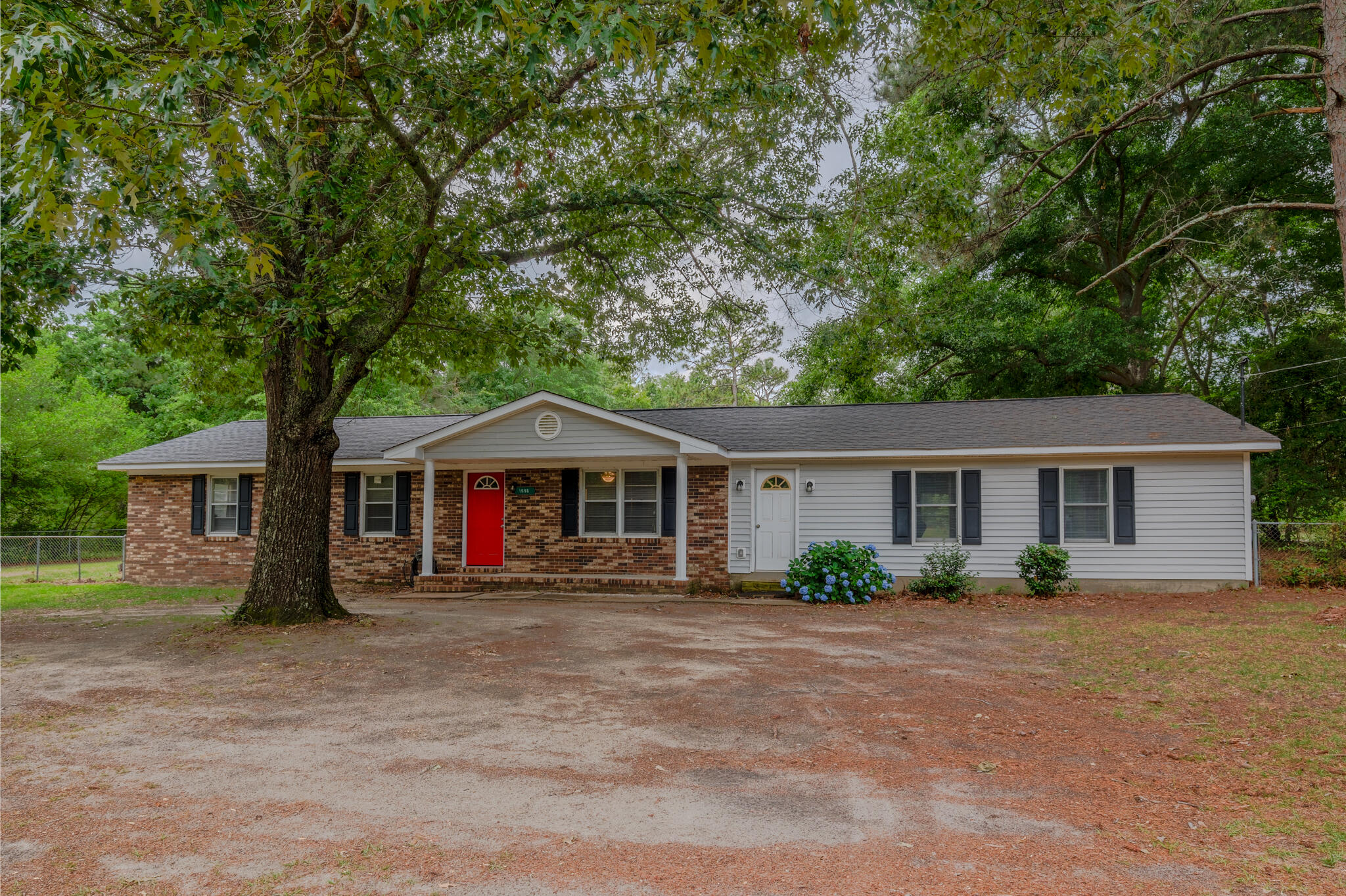 Bowman Home Team | LPT Realty in Greenwood, SC (2)