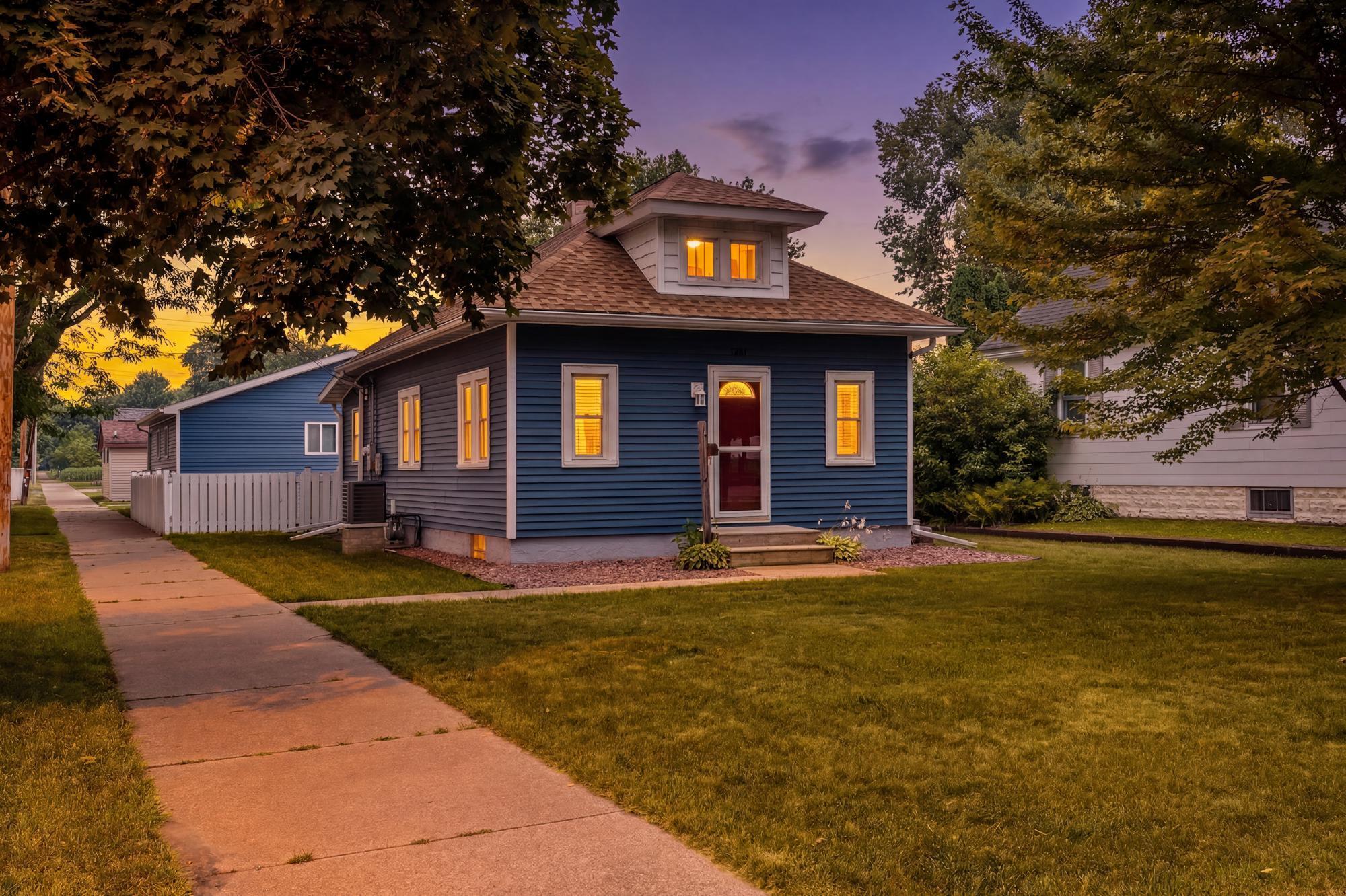 Kyle Koelbl OneTrust Real Estate | eXp Realty in La Crosse, WI (3)