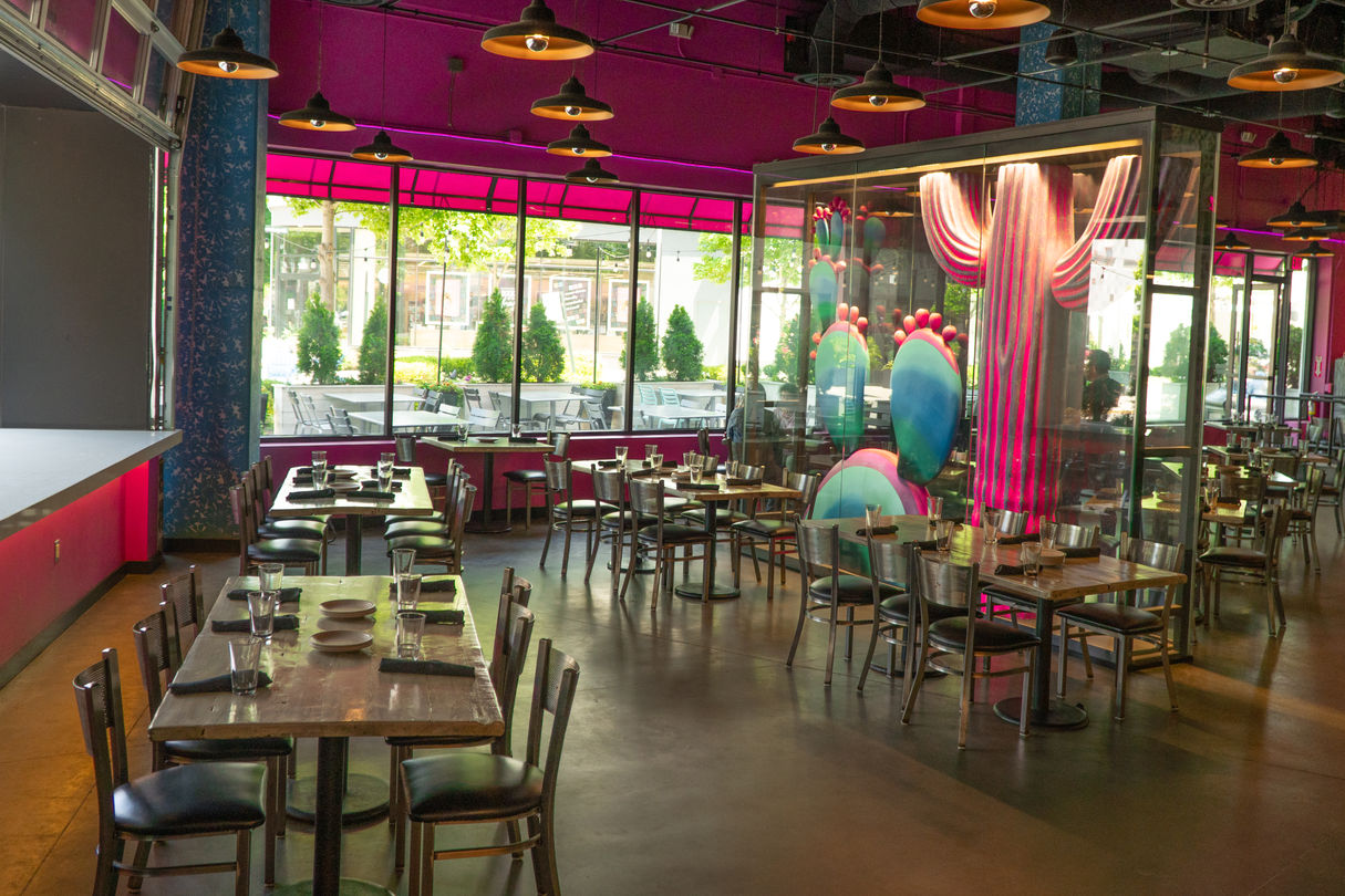 Urbano Tex-Mex Restaurant in Fairfax, VA (2)