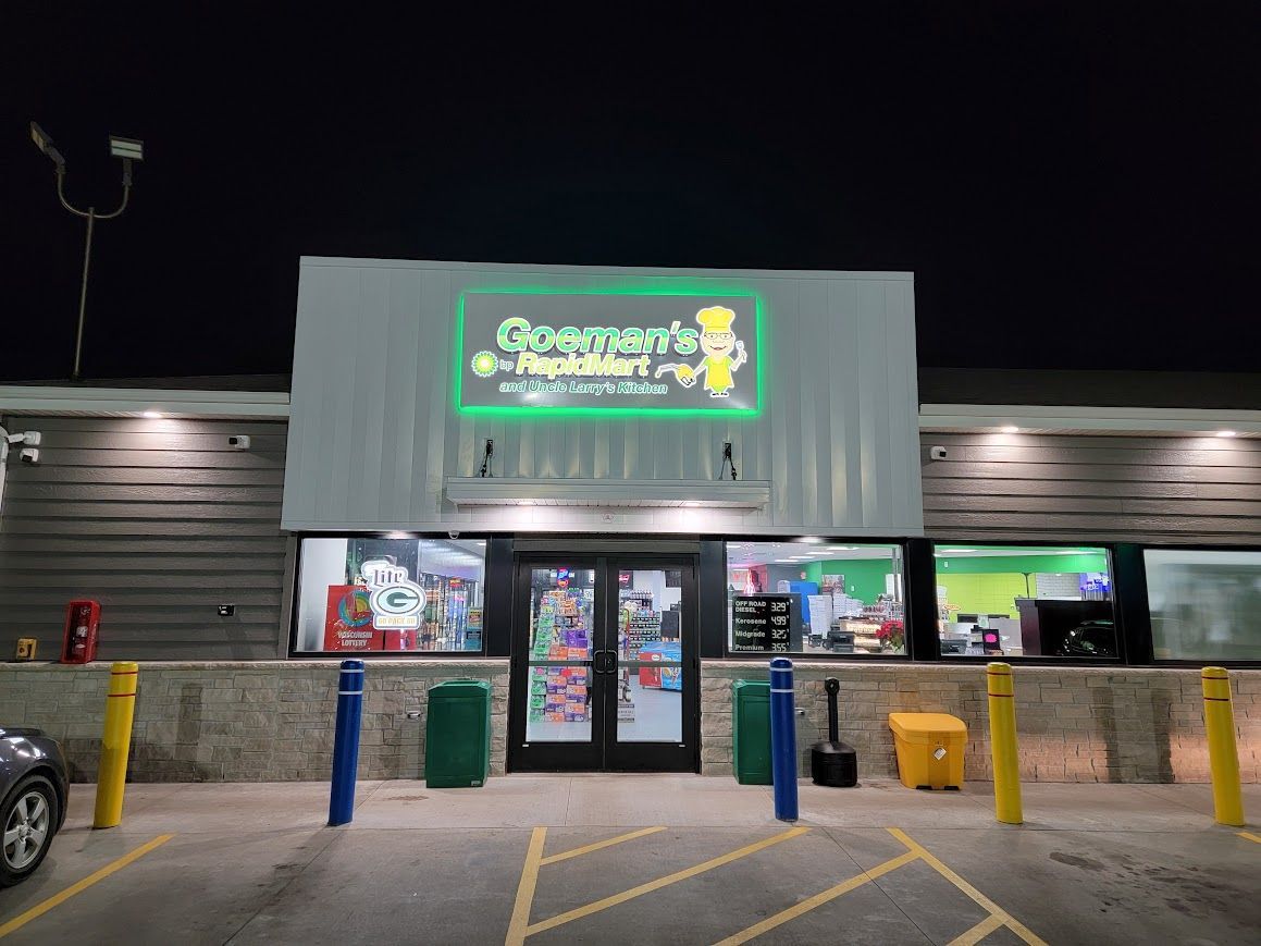 Goeman’s Rapid Mart and Uncle Larry's Kitchen in Hartford, WI (5)