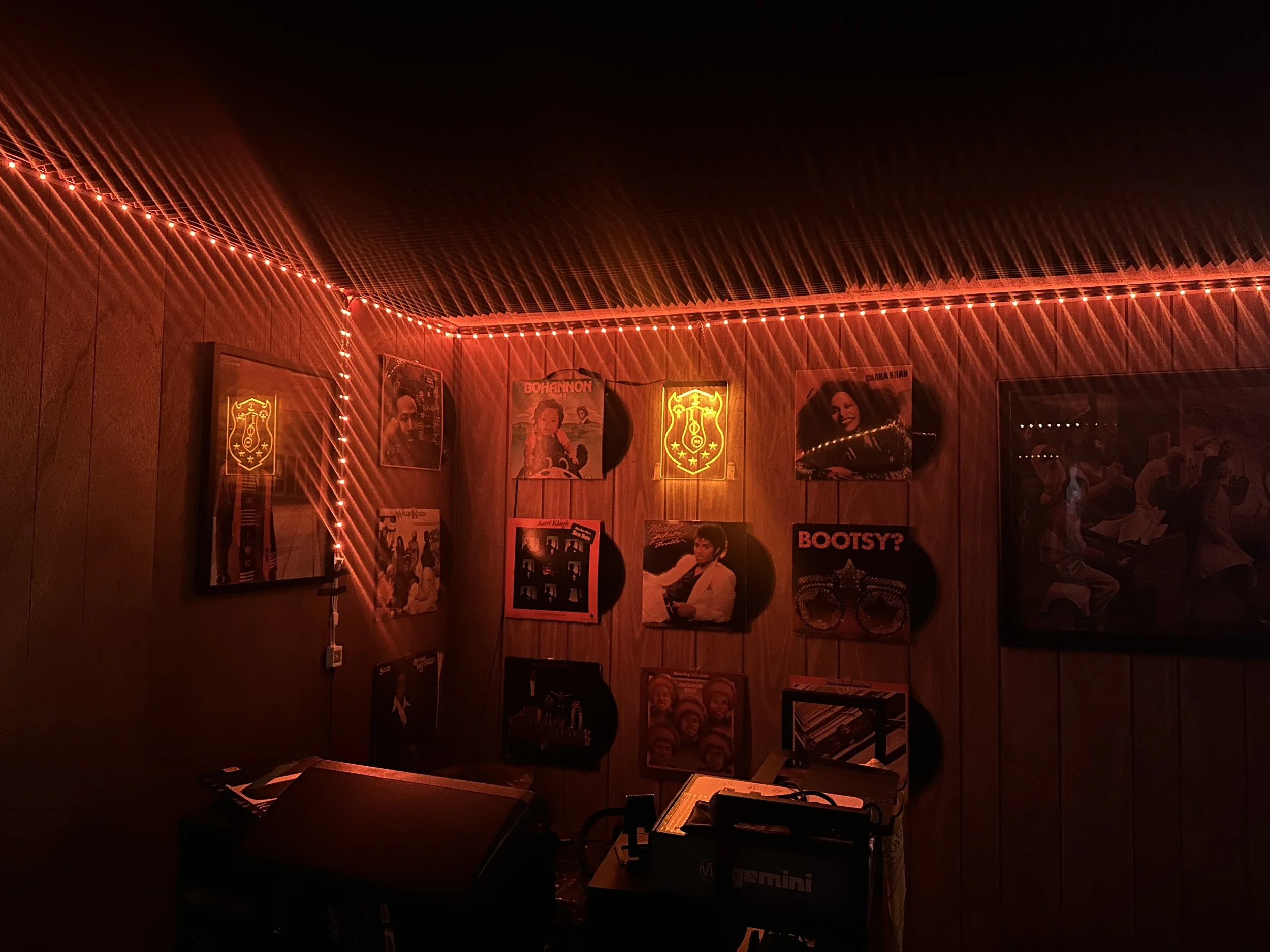 NoLaces Radio in Cicero, IL (2)