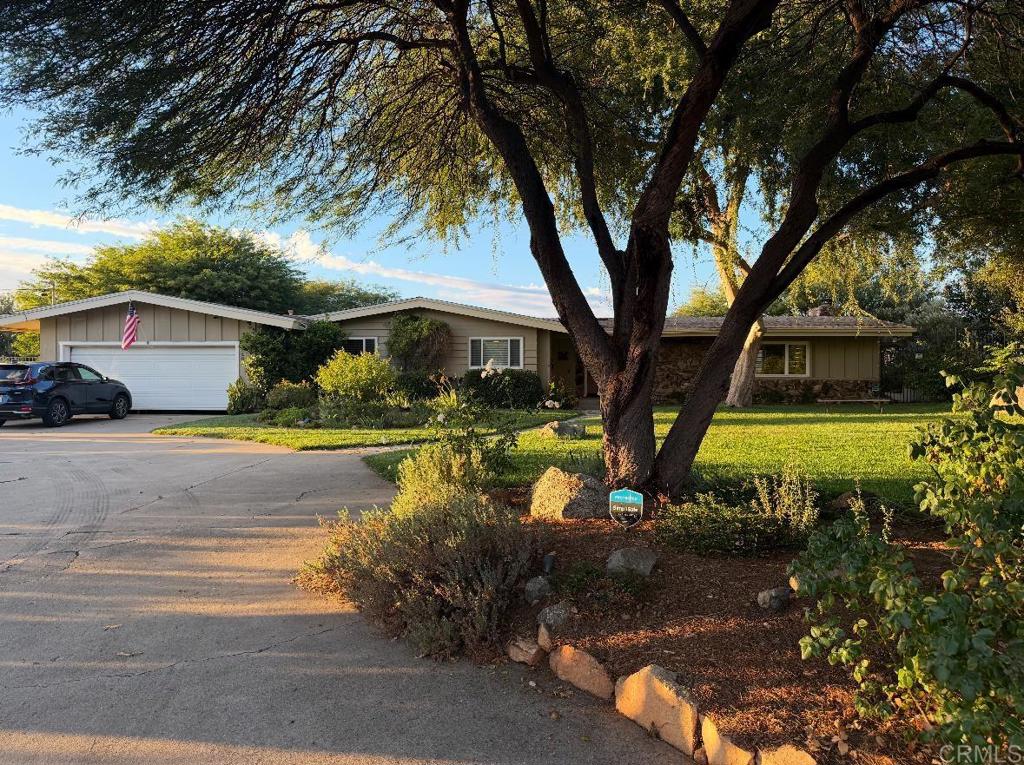 Lyle & Grace Caddell - Compass Real Estate in El Cajon, CA