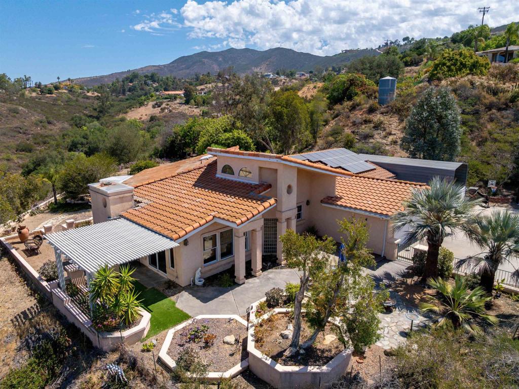 Lyle & Grace Caddell - Compass Real Estate in El Cajon, CA (2)