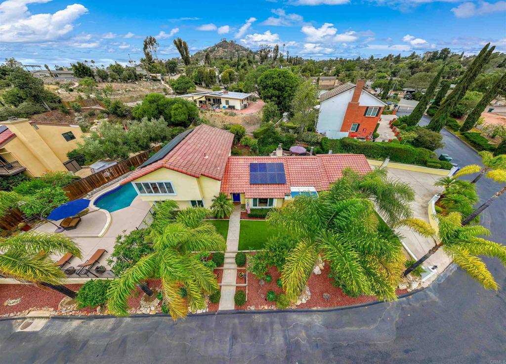 Lyle & Grace Caddell - Compass Real Estate in El Cajon, CA (3)