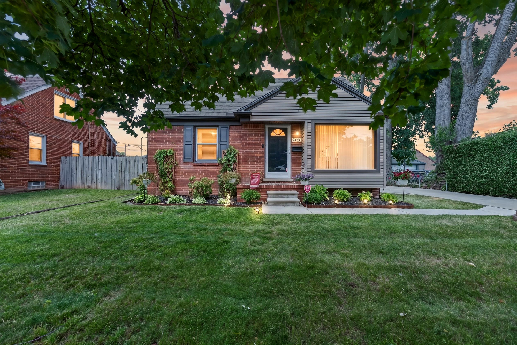 Zach Schlacht - Realtor in Southgate, MI