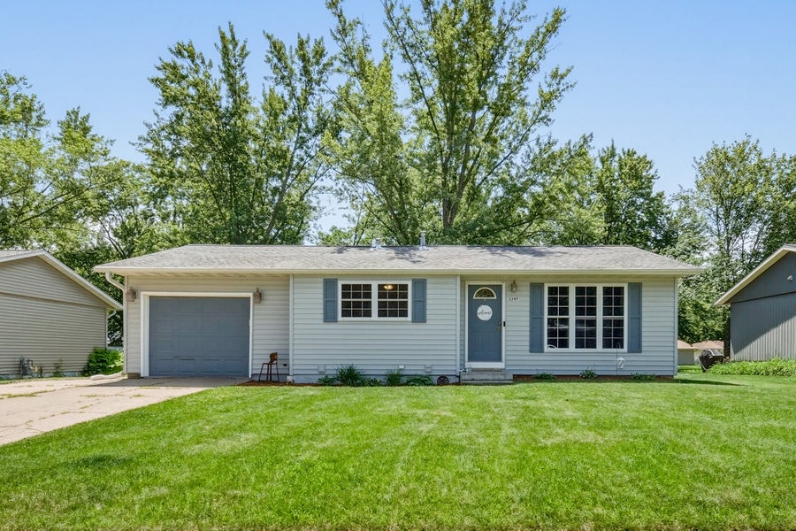 Anthony Janicki, Symple Real Estate in Eau Claire, WI (6)