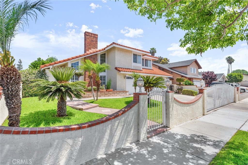 Andrea Valle, Anomaly Real Estate, of Southern California. in Redlands, CA (4)