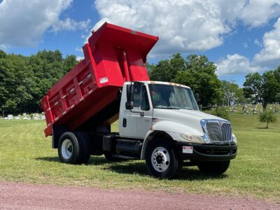 Maranuk Trucks & Heavy Equipment in White Haven, PA (3)