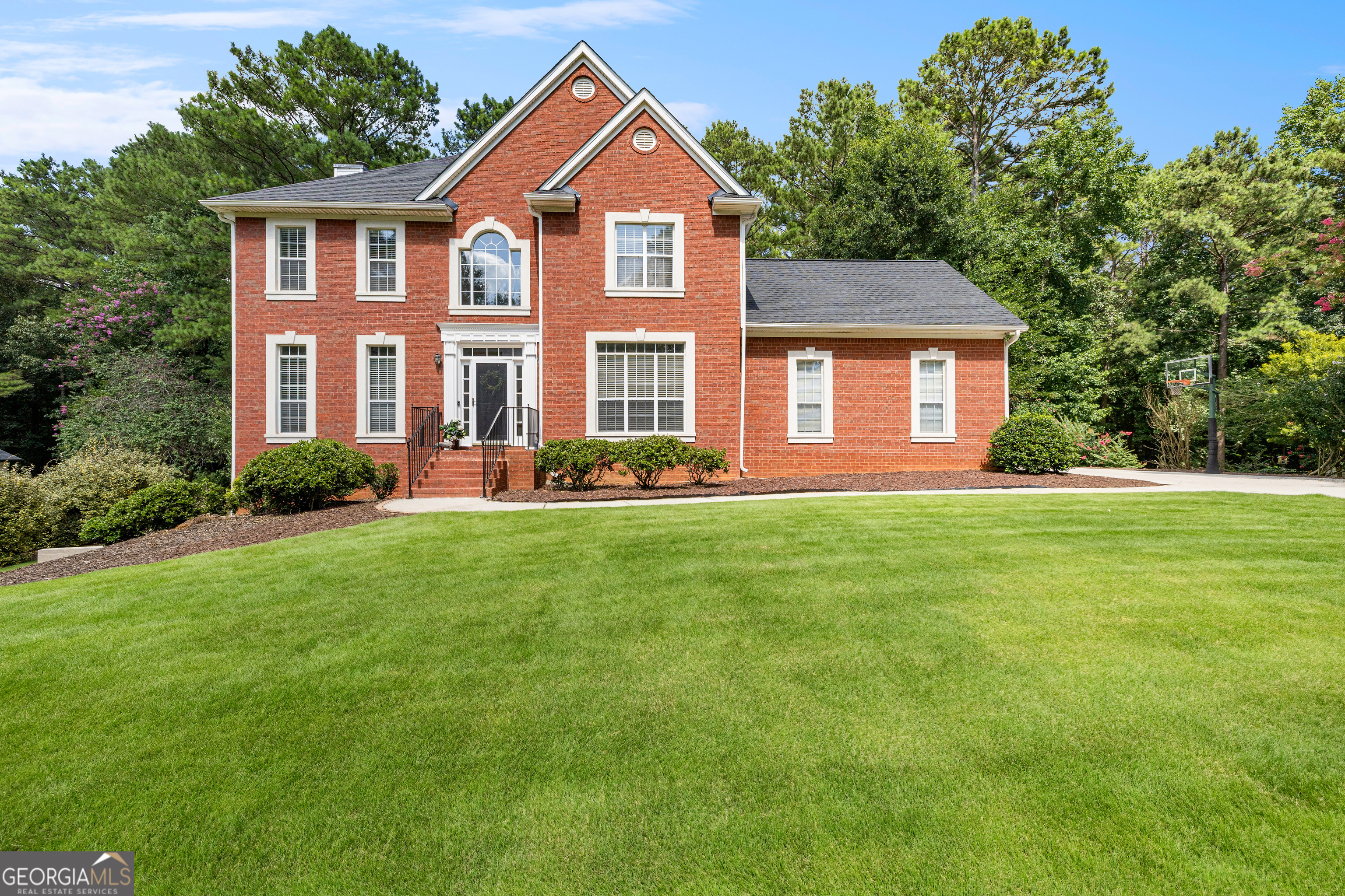 Holliday Realtors in LaGrange, GA (3)