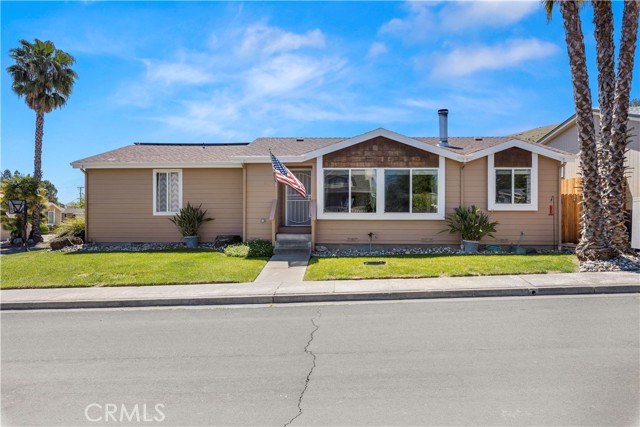 Stacey Mattina, Realtor/DRE01179551 in Lucerne, CA (5)