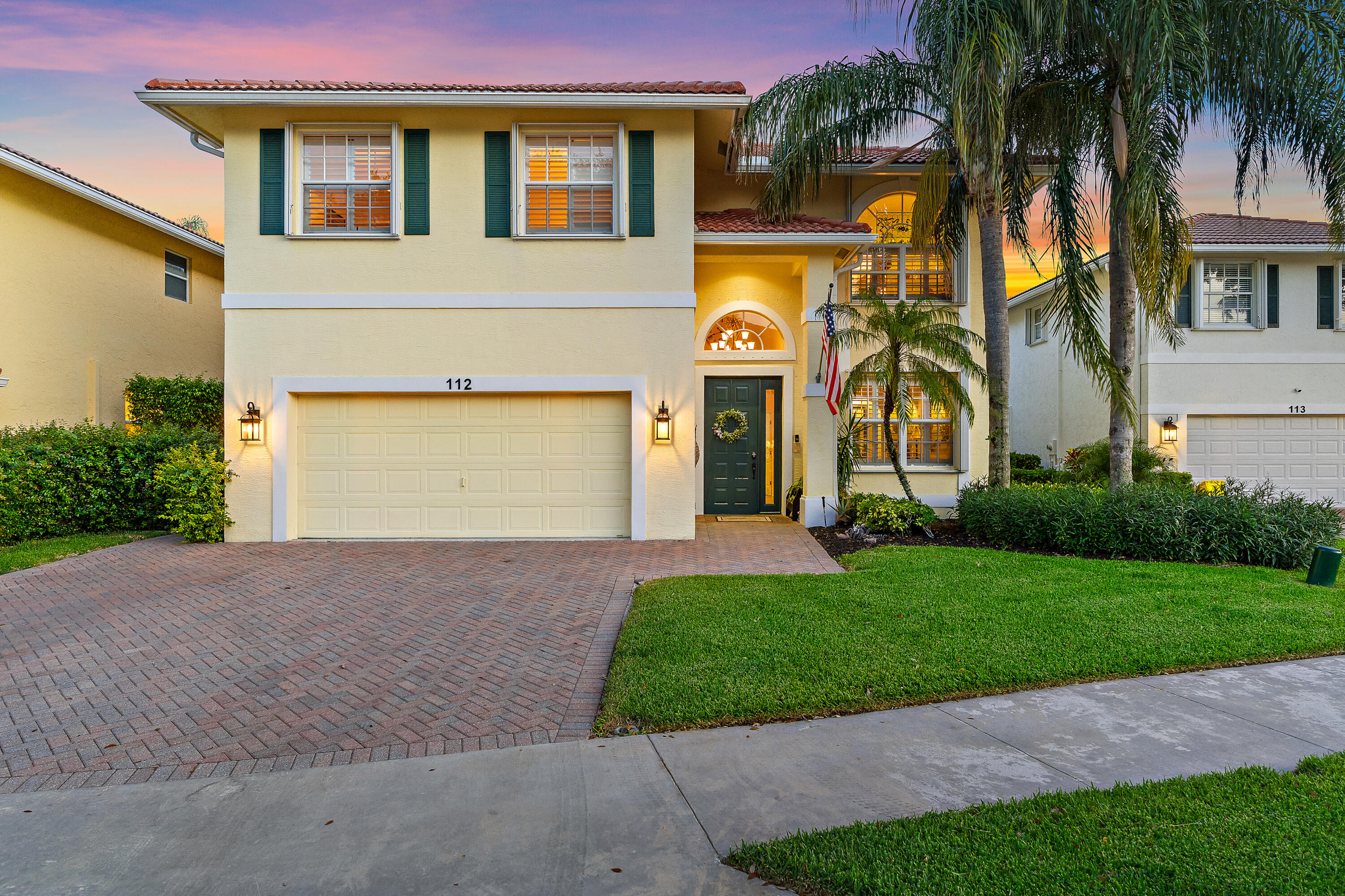 Stacie Ahee - Compass Luxe Lifestyles in Palm Beach Gardens, FL (5)
