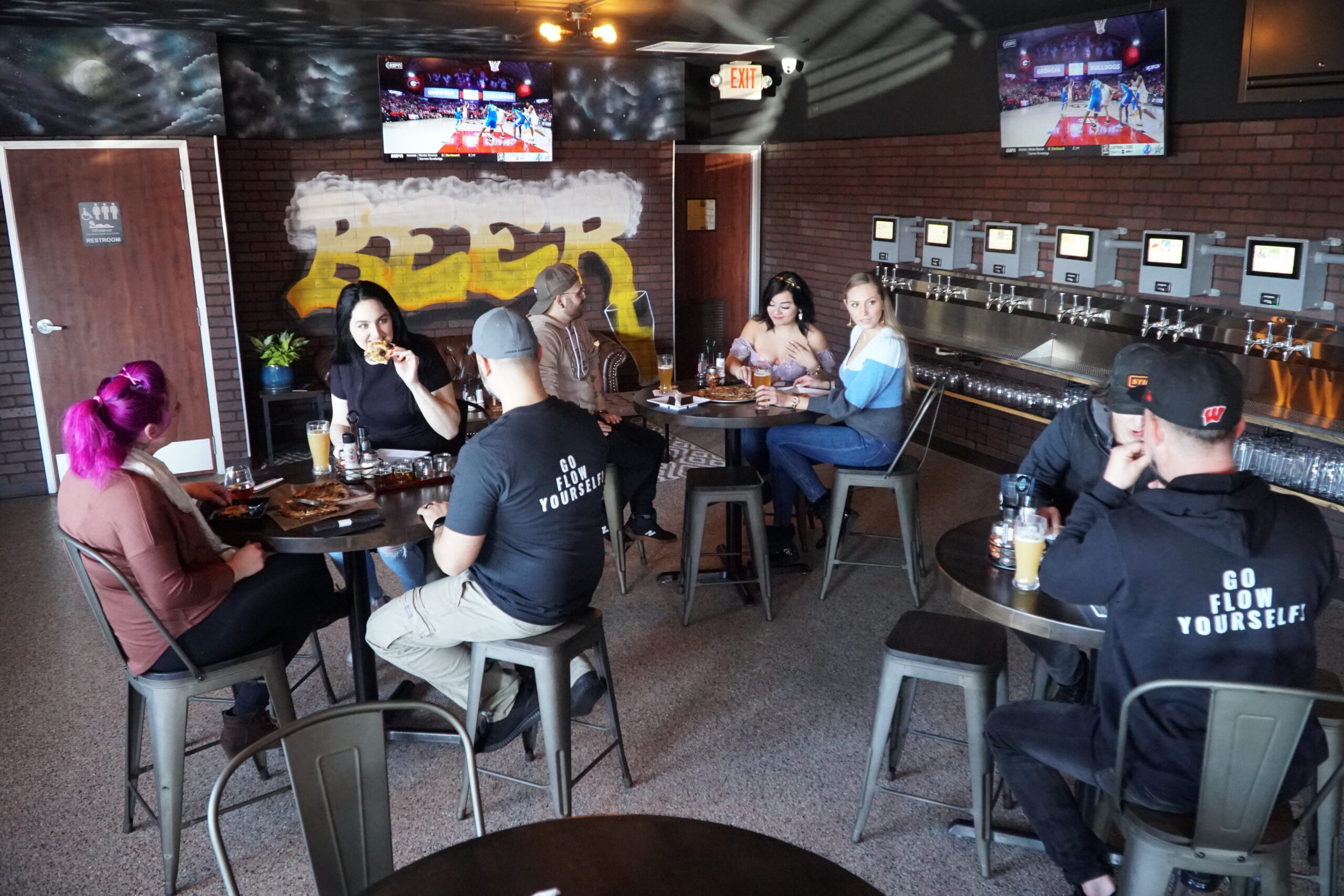 Draft City Self-Pour Taproom & Eatery in Baraboo, WI