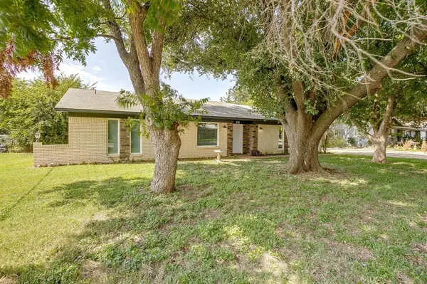 Don & Gena Dowell | Discover Fort Worth Team with REAL Broker, LLC. in Fort Worth, TX (3)