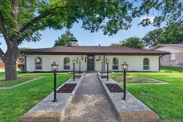 Don & Gena Dowell | Discover Fort Worth Team with REAL Broker, LLC. in Fort Worth, TX (4)