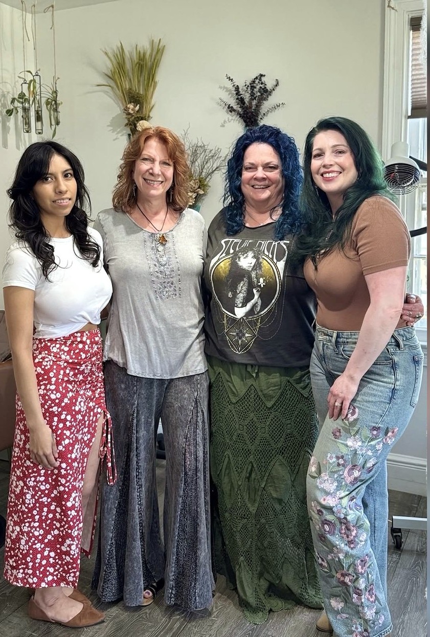 Enlightened Styles Holistic Hair Salon and Headspa in Warrenton, VA (2)