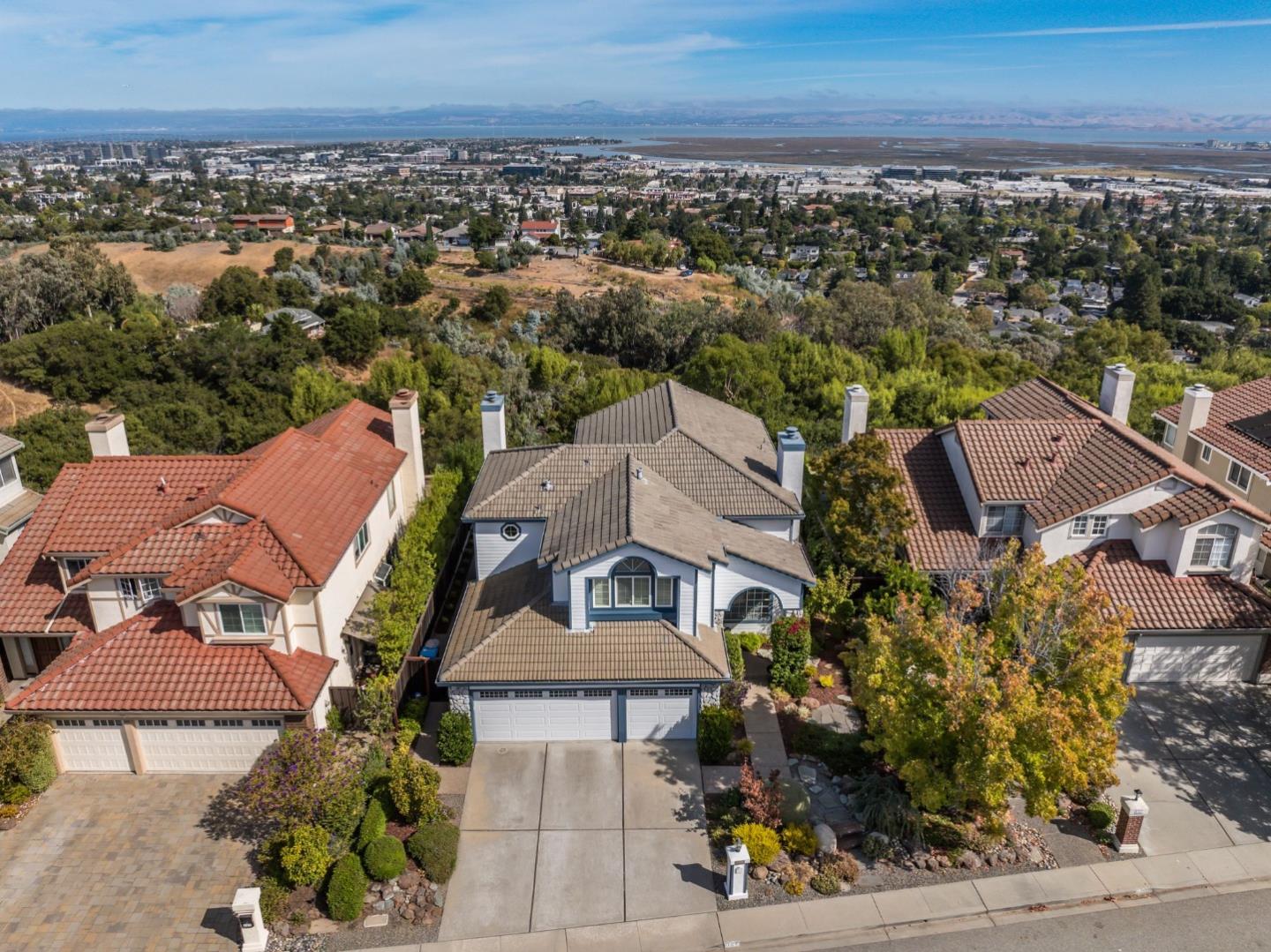 Ektra Real Estate in San Carlos, CA