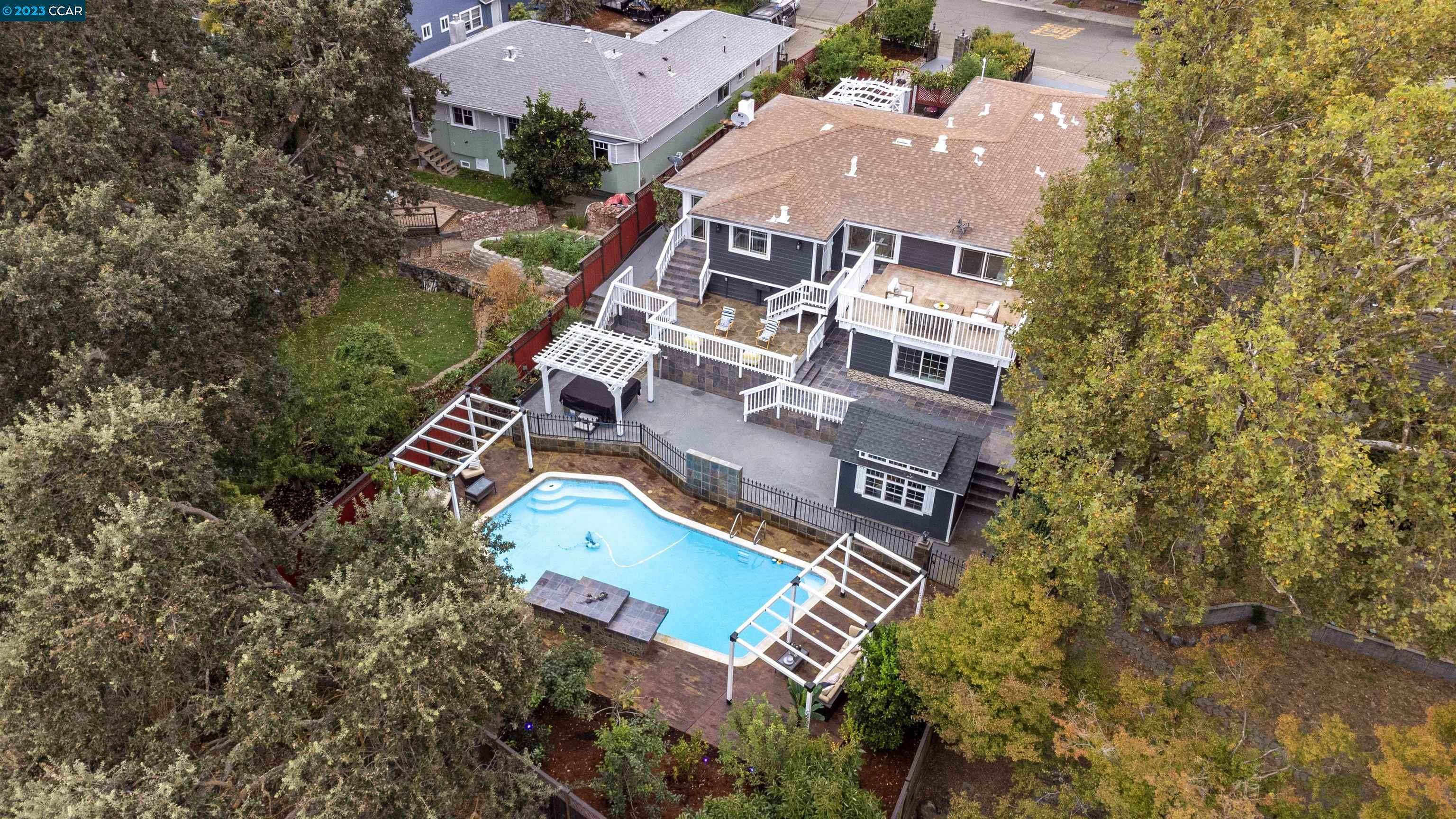 Maddox Real Estate in Pinole, CA (2)