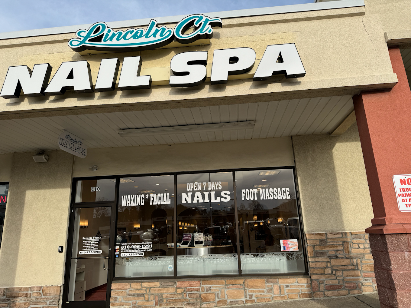 MainLine Nails in Frazer, PA