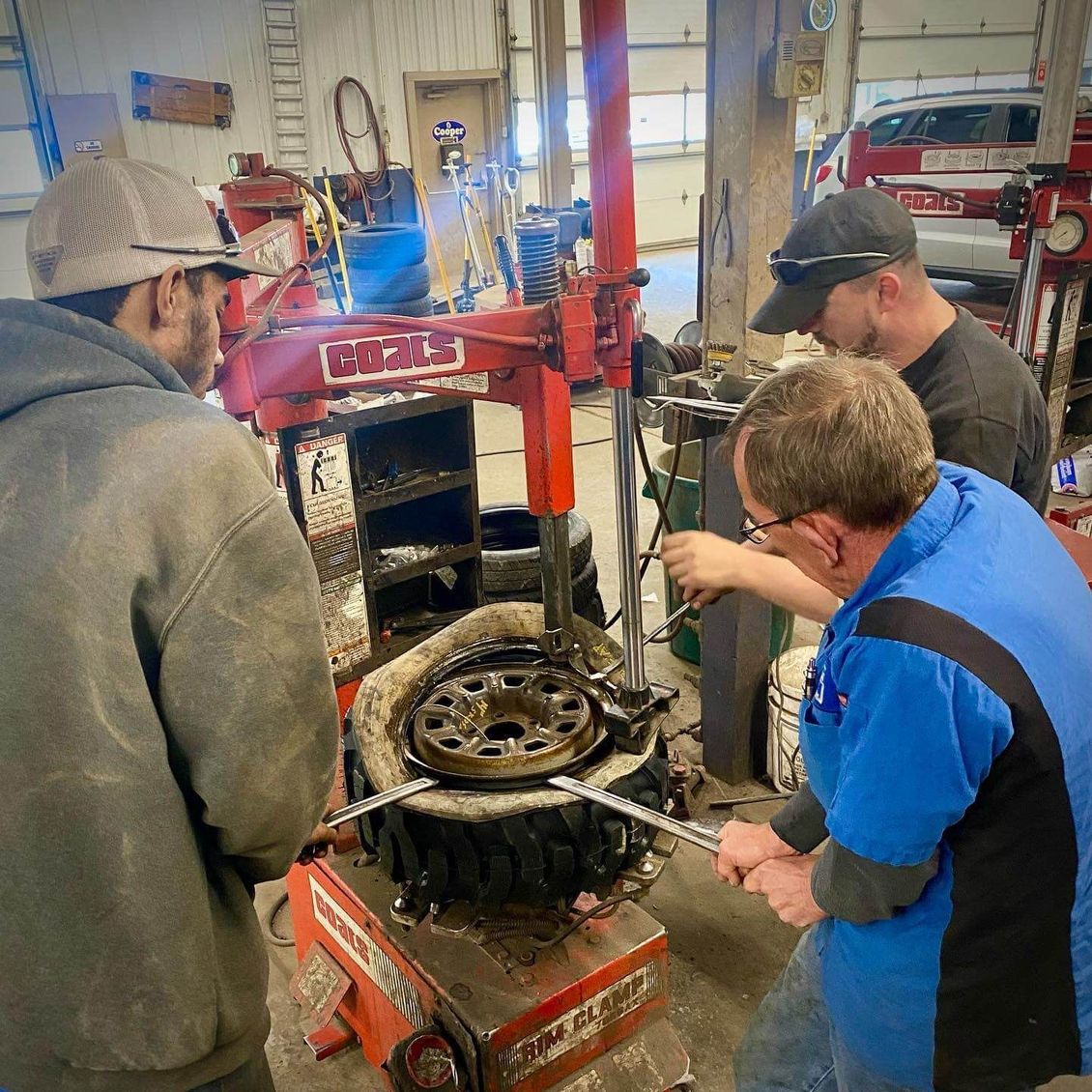 Skander Tire Service in Evans City, PA (6)