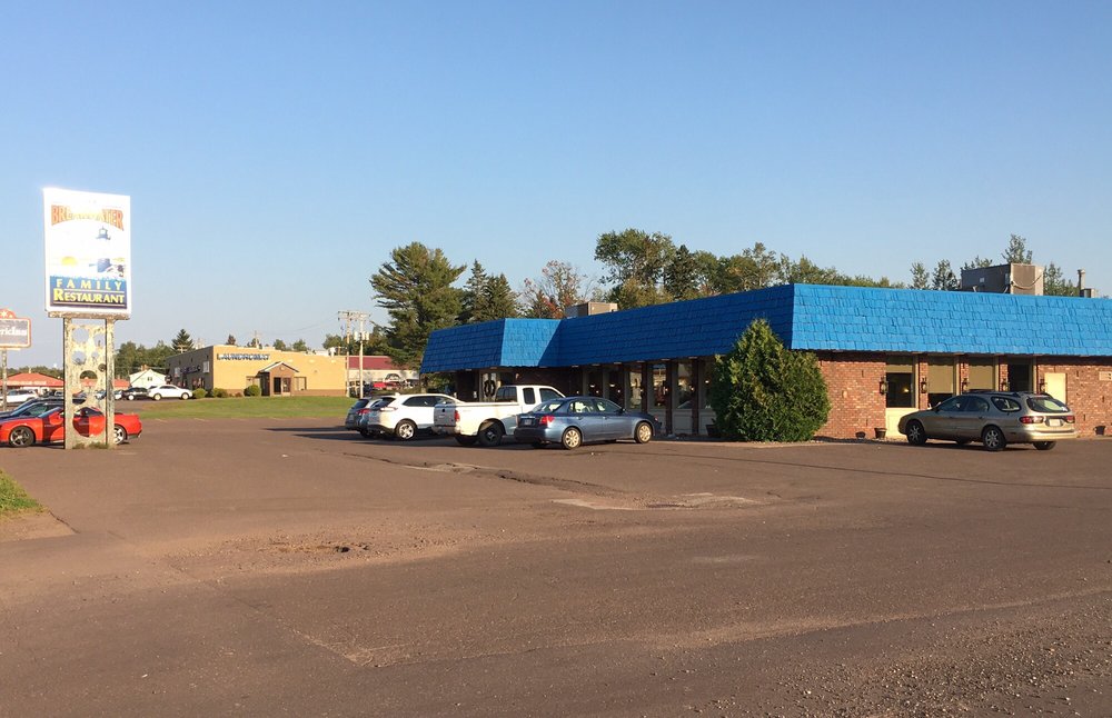 Breakwater Restaurant in Ashland, WI (3)