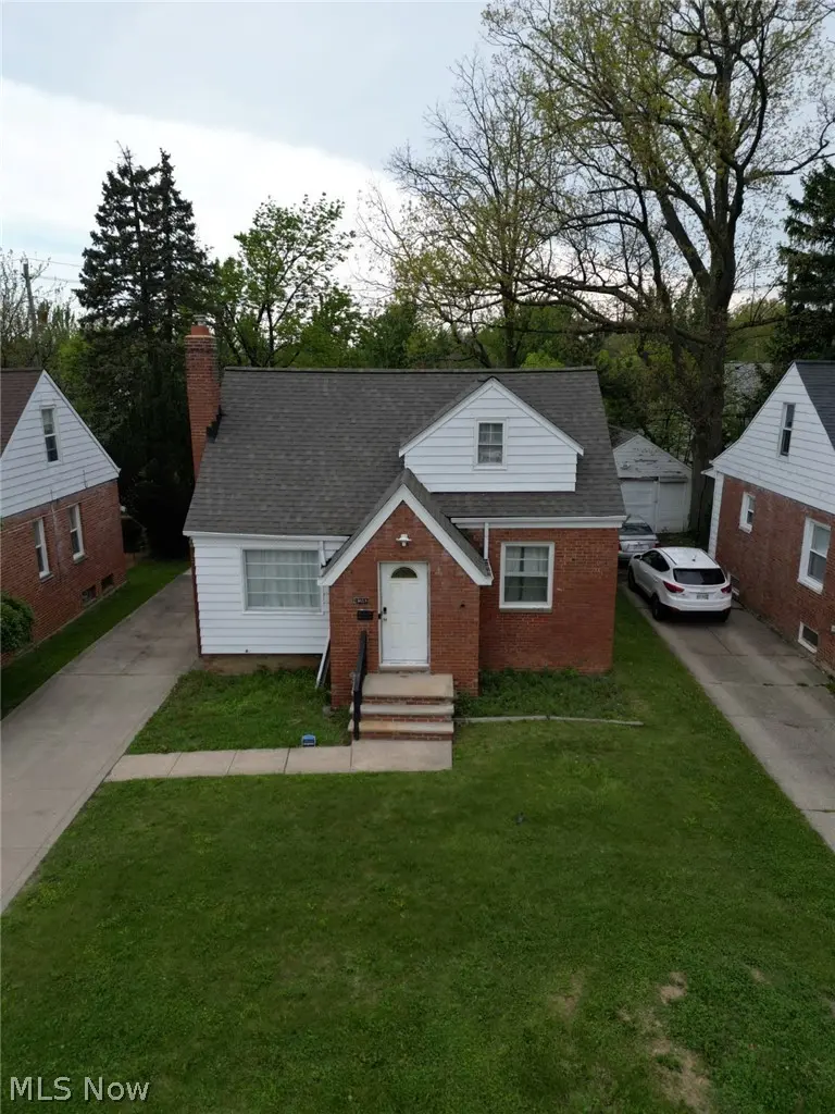 Crofts Hill Property Group in Beachwood, OH