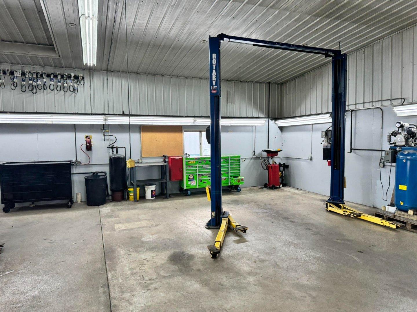R & B Auto Repair LLC in Kiel, WI