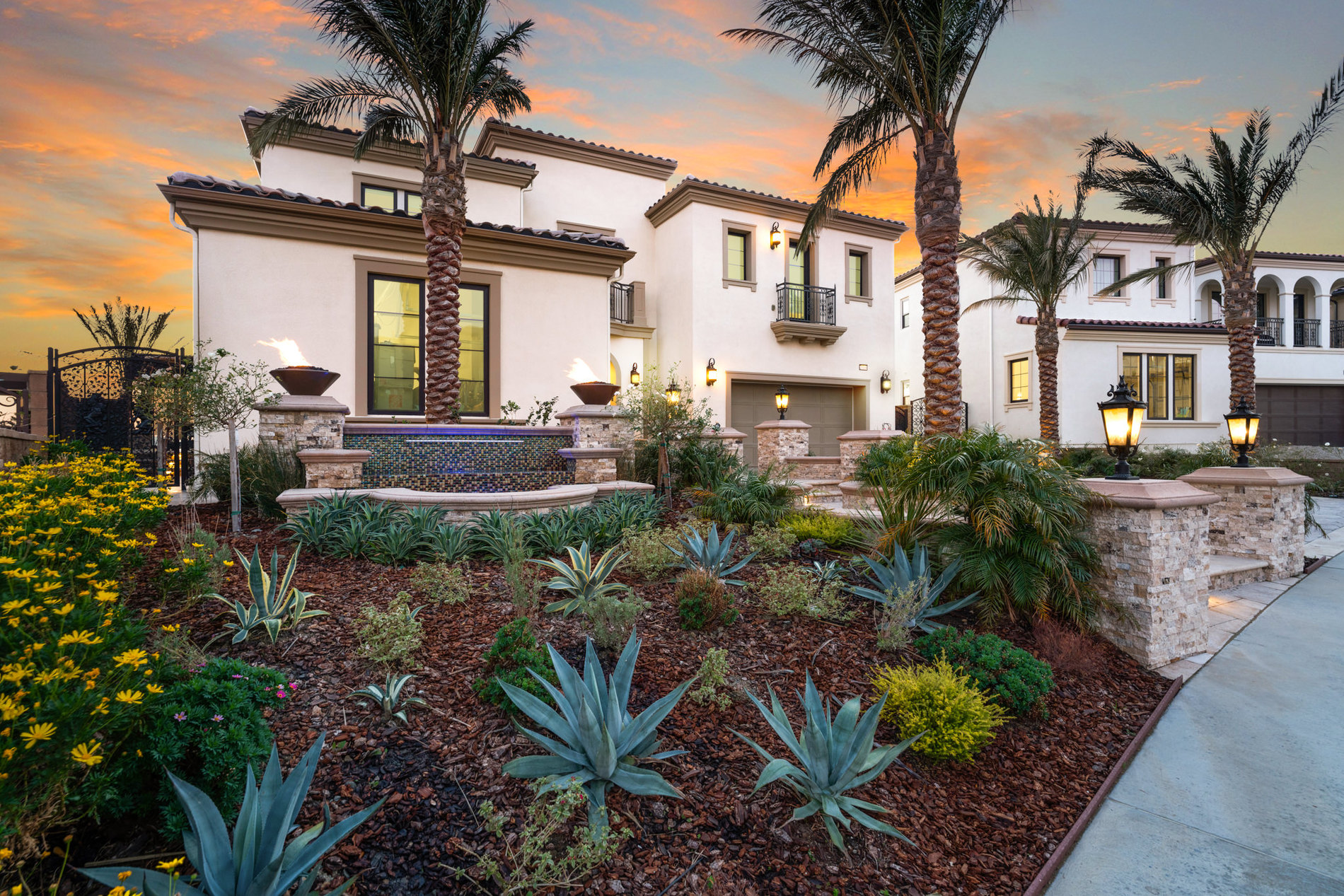 Rima Rafeh / The Rafeh Group Real Estate Brokered by eXp Realty in Santa Clarita, CA (2)