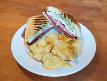 Veranda Cafe & Gift in Black Mountain, NC (5)