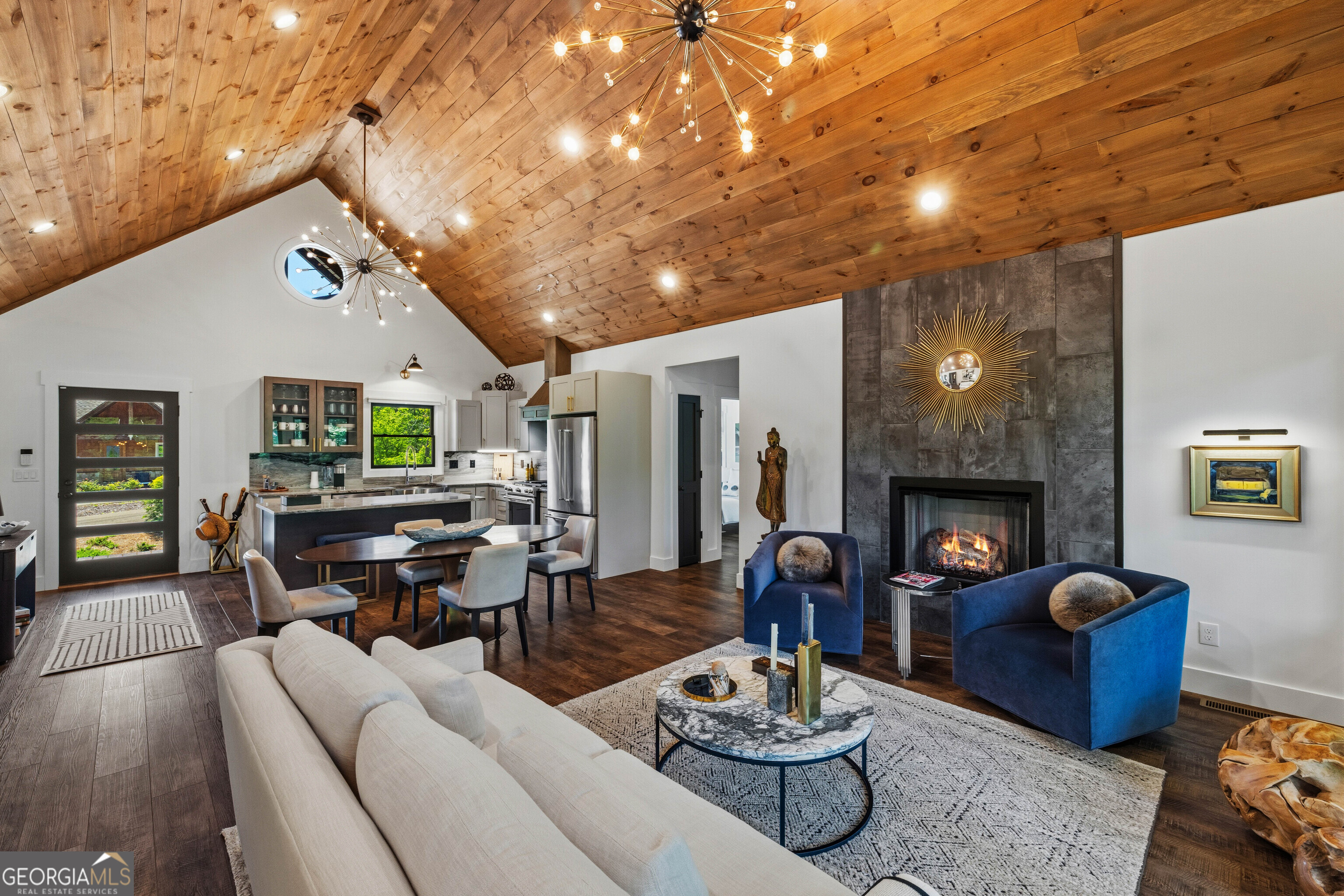 Laura Elleby | Compass in Blue Ridge, GA