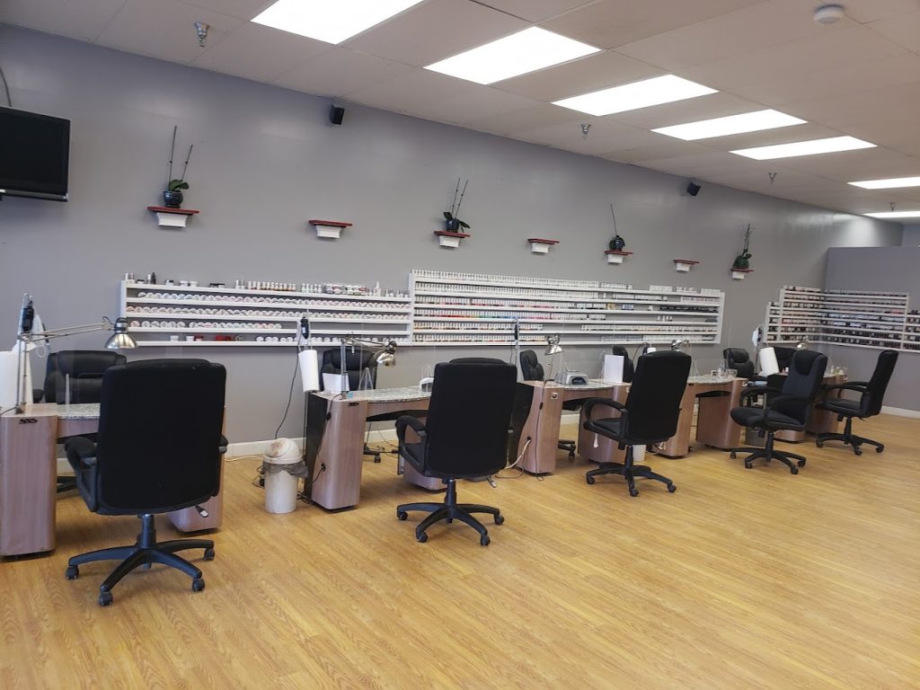 Le Nails in Circleville, OH (4)
