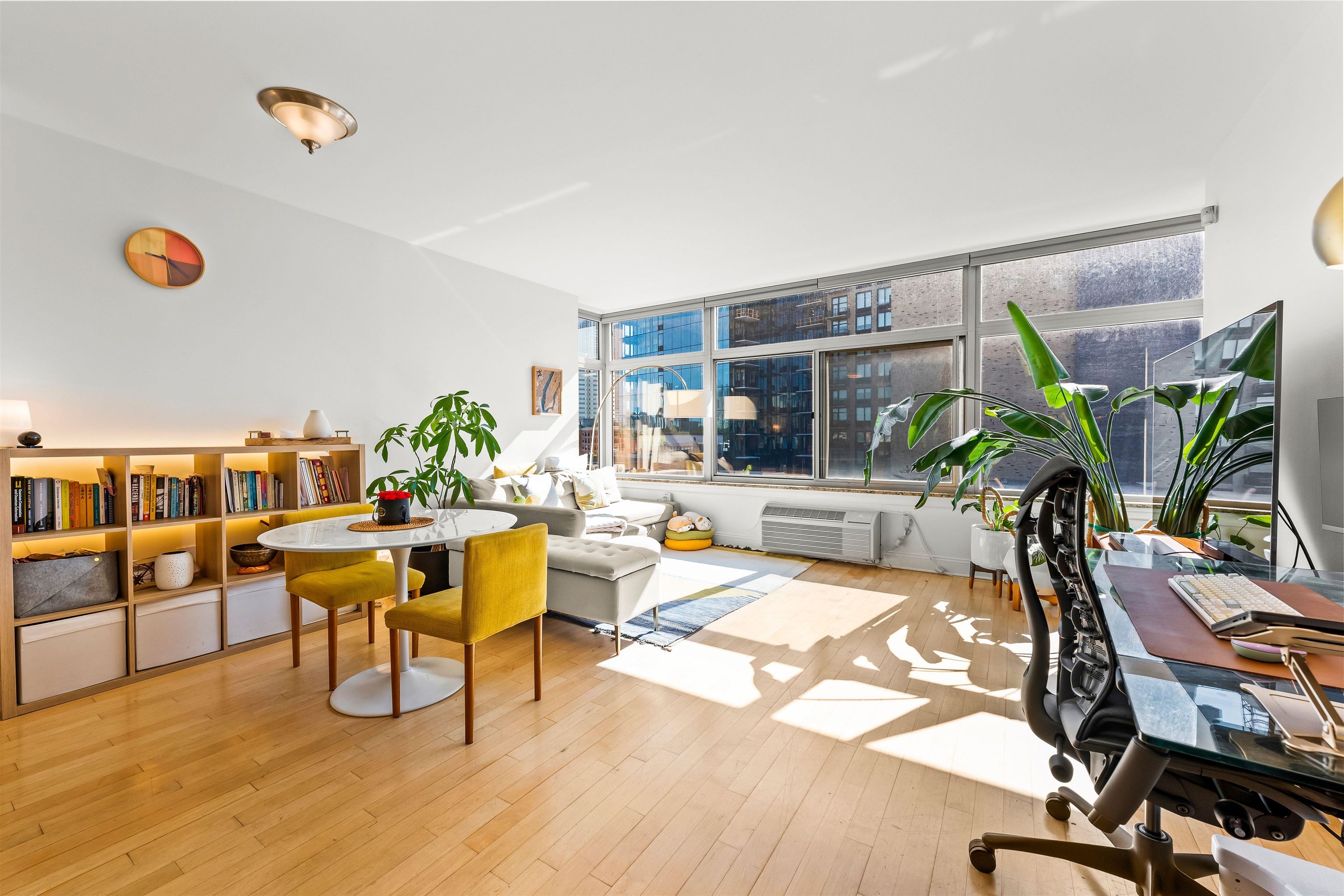 Shuang "Rebecca" Fu ---- Prominent Properties Sotheby's International Realty in Jersey City, NJ