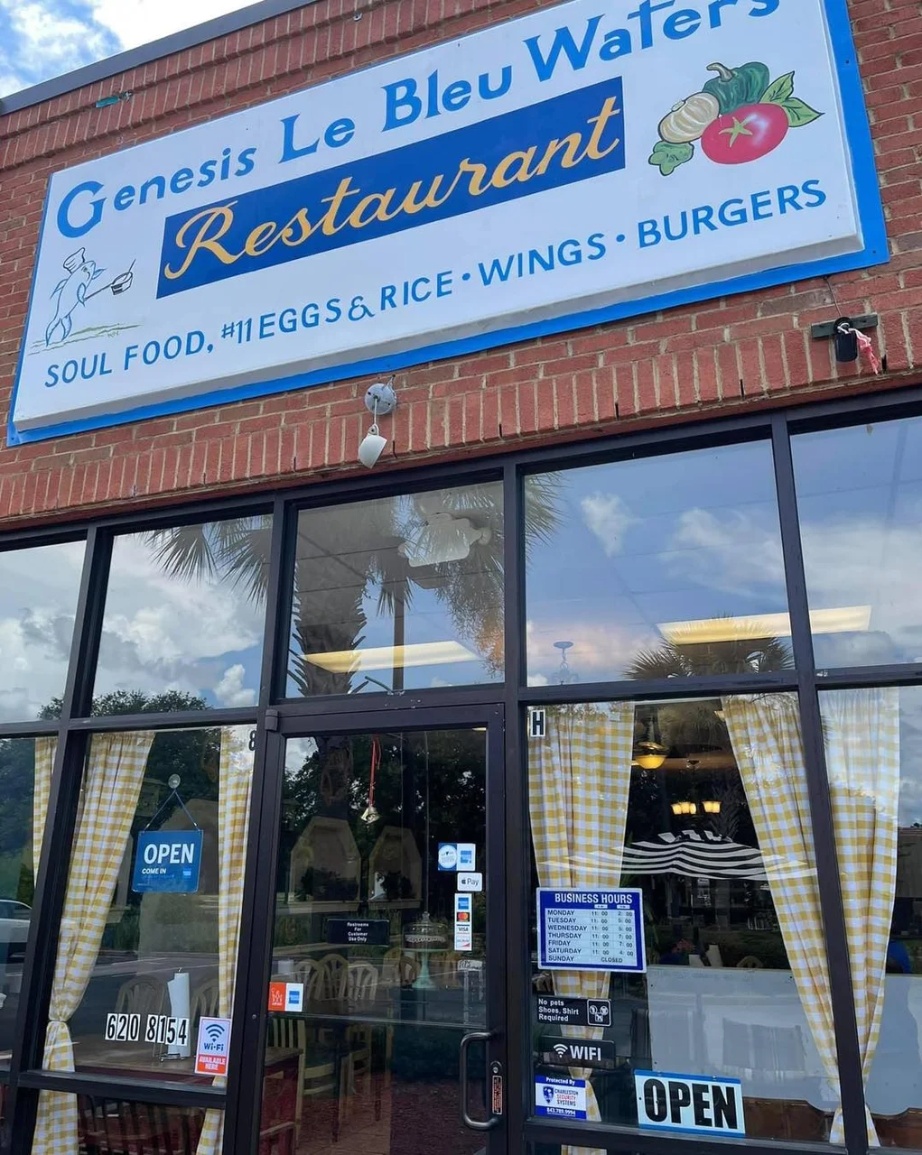 Genesis Le Bleu Waters Restaurant in Ravenel, SC (2)