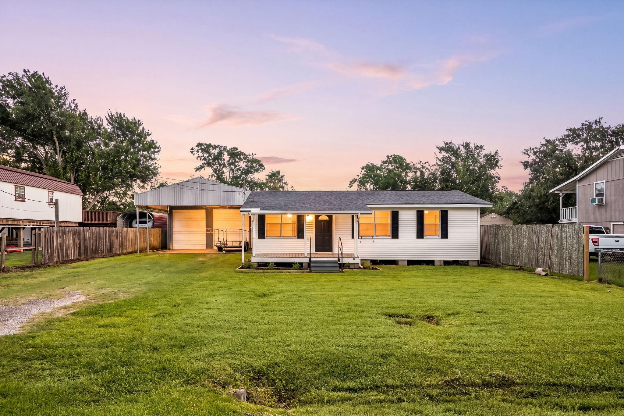 Brittany Burns, Nova Gen Realty Group in League City, TX (4)