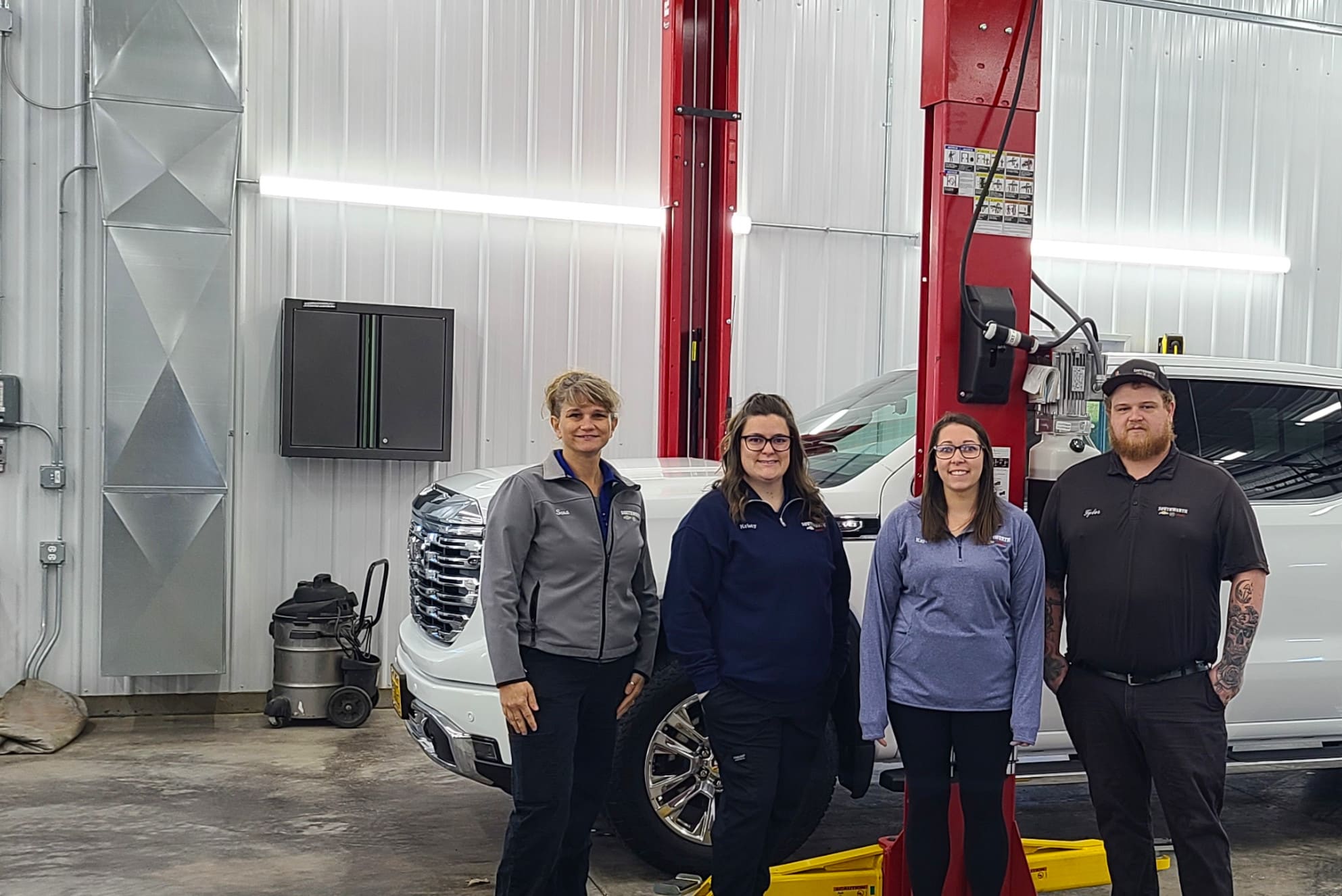 Southworth Chevrolet GMC in Bloomer, WI (3)