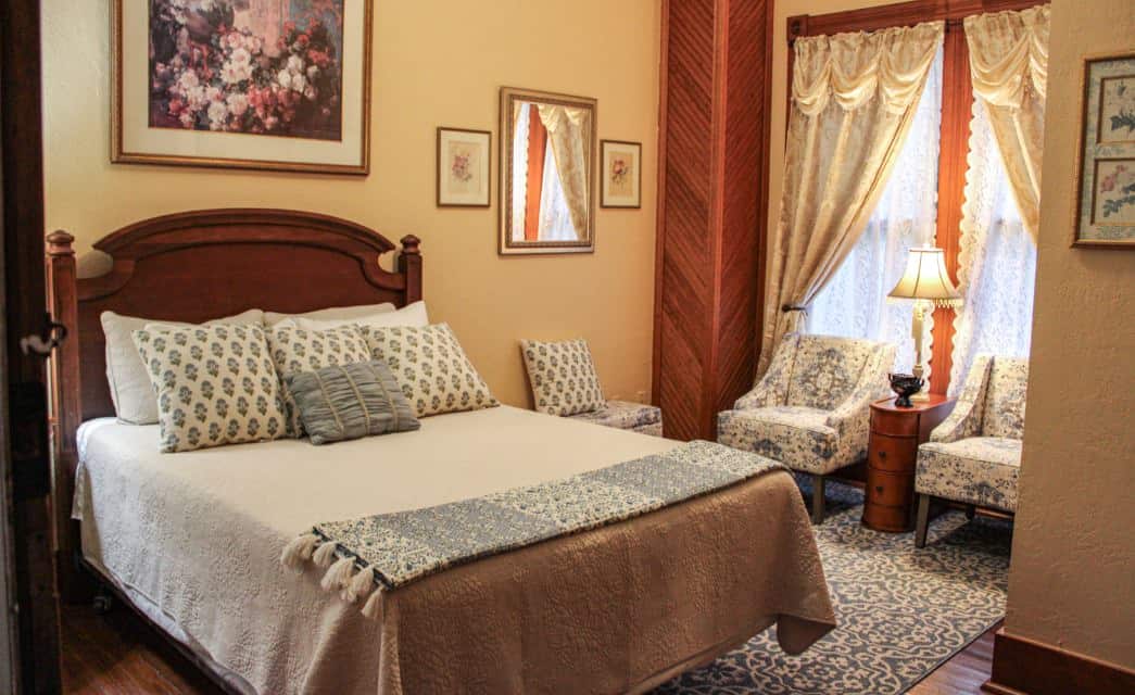 Woodbine Inn and Restaurant in Madisonville, TX (3)