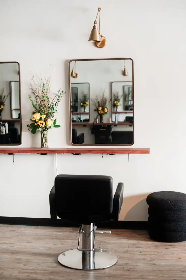 Julia James Salon in Bethel Park, PA (2)