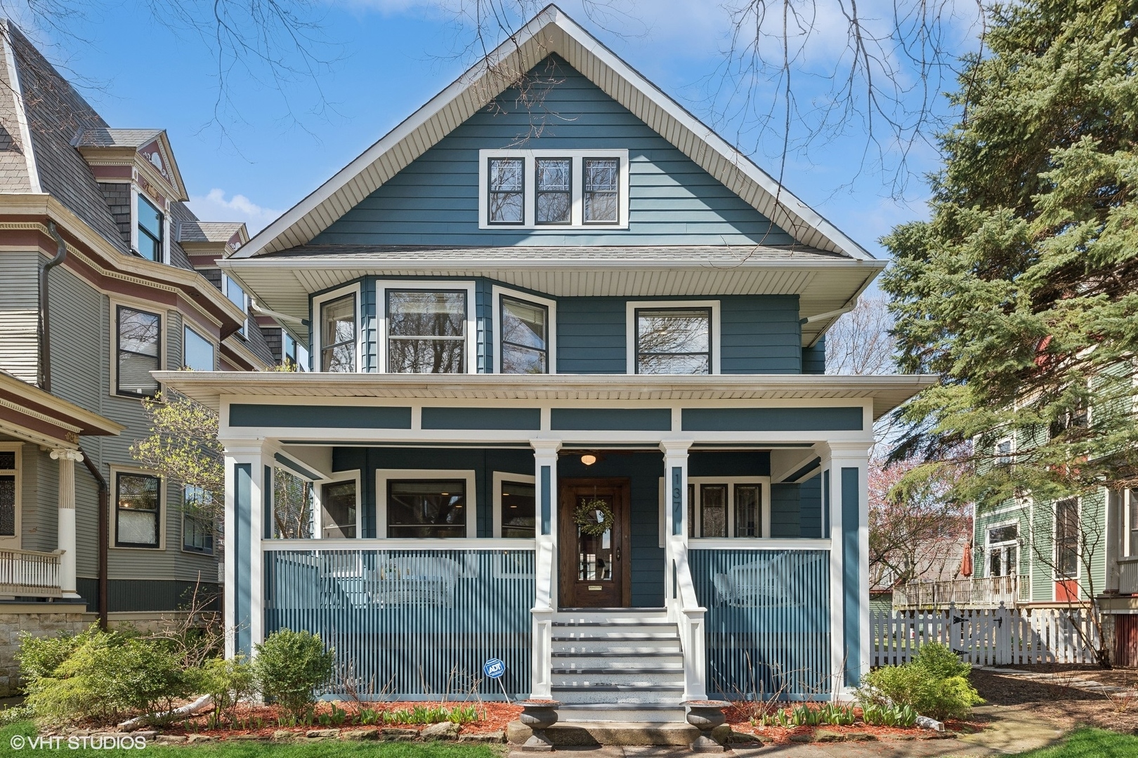 Dalton Home Collective at Compass - Monica Dalton, Anne Elyse Chambers, and Claire Dacey in Oak Park, IL (3)