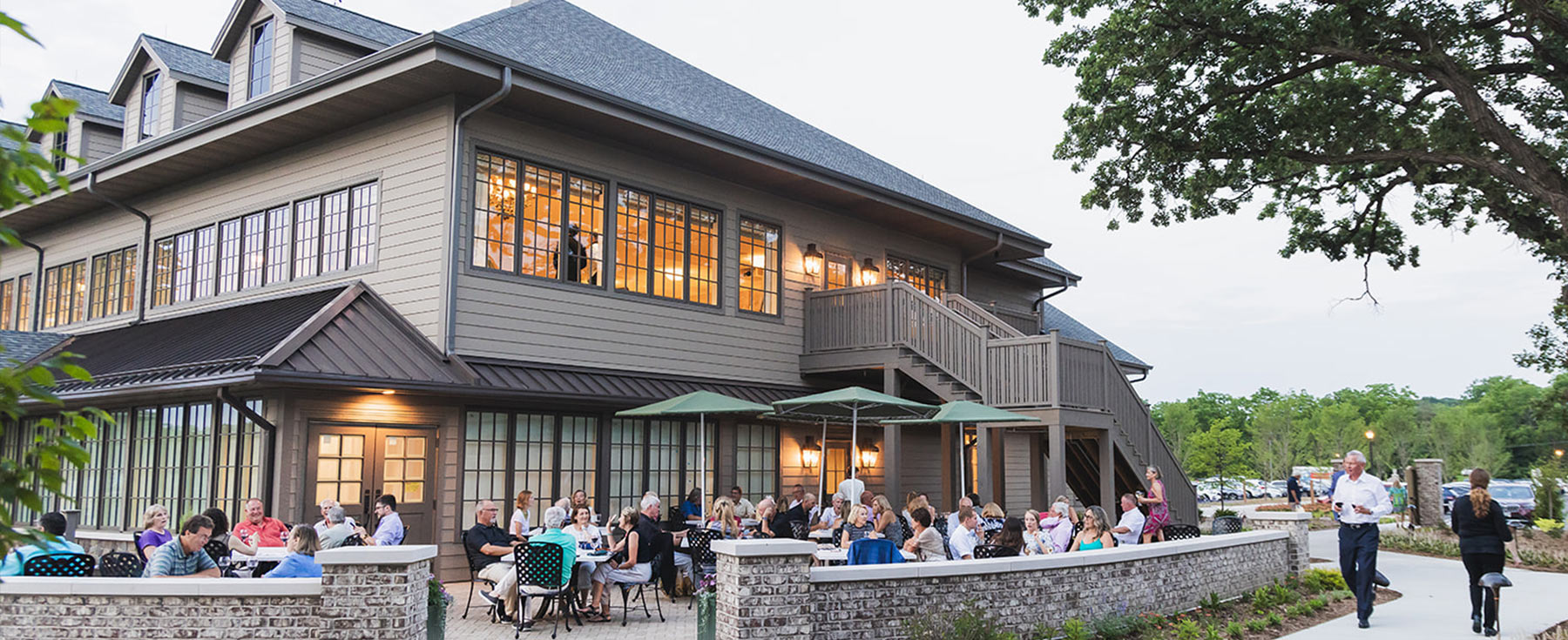 The Commodore - A Bartolotta Restaurant in Hartland, WI (4)