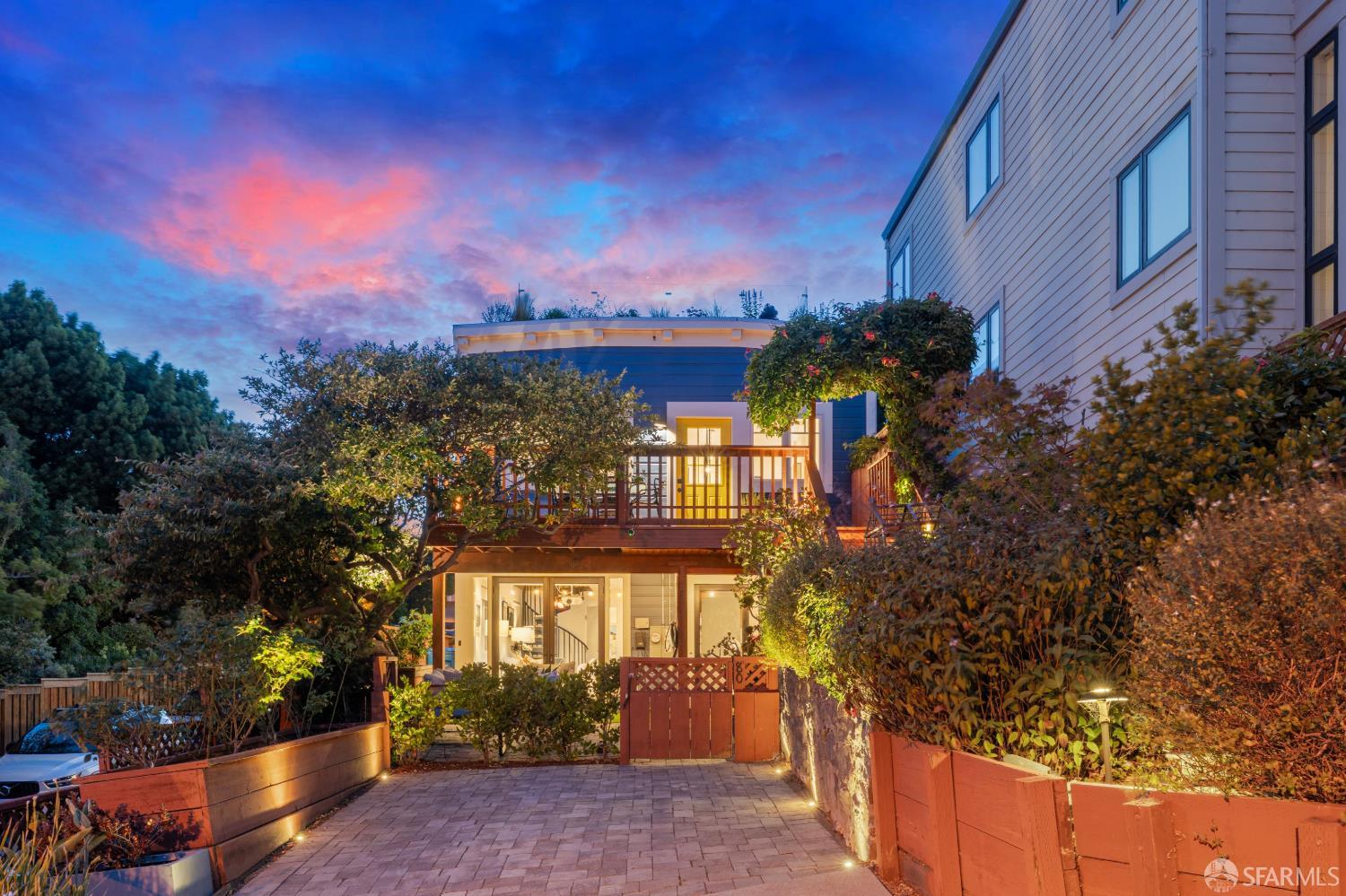 Pacific Edge Real Estate in San Francisco, CA